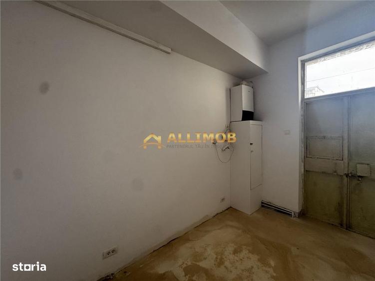 Spatiu comercial de 120 mp in Plopeni, zona cu vad . - 4