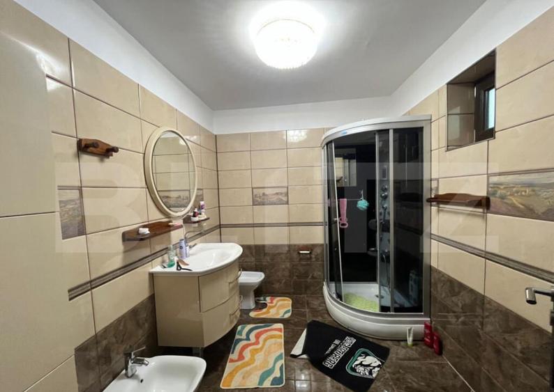 Casa pe parter + anexa locuibila, 215 mp utili si 571 mp ter - 4