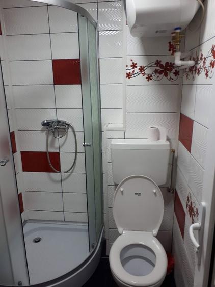 Vand garsoniera zona tineretului mobilata partial 27 m3 - 12