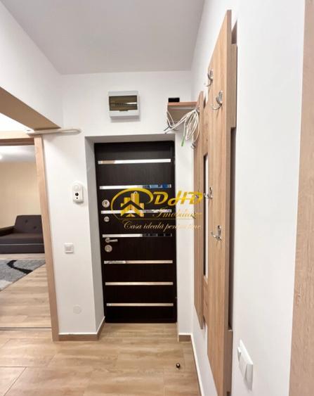 Doua camere decomandat,zona Pacurari Posta,la bulevard,lift,CT - 5