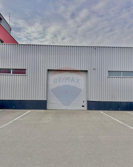 Hala de inchiriat cu birouri in zona Micalaca - 9