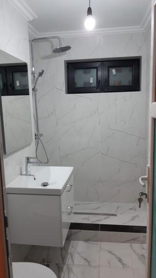 Inchiriez apartament caransebes 2 camere zona centrala - 1