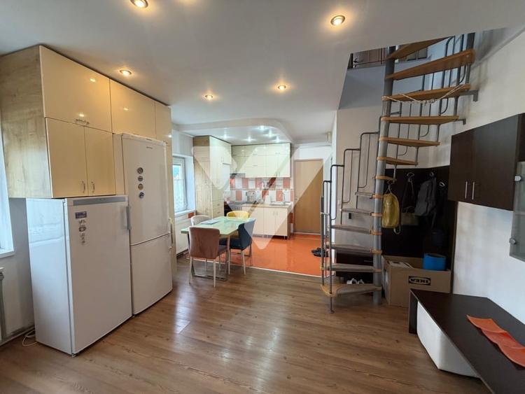 Apartament 3 camere la mansarda mobilat 76 mp Ciresica Sibiu - 1