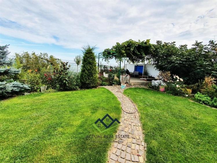 Ovidiu |  VILA P+1 |  PRIMA LINIE LA LAC - 12