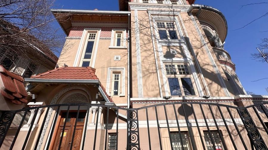 REV2005639 Vila de inchiriat Aviatorilor - 11