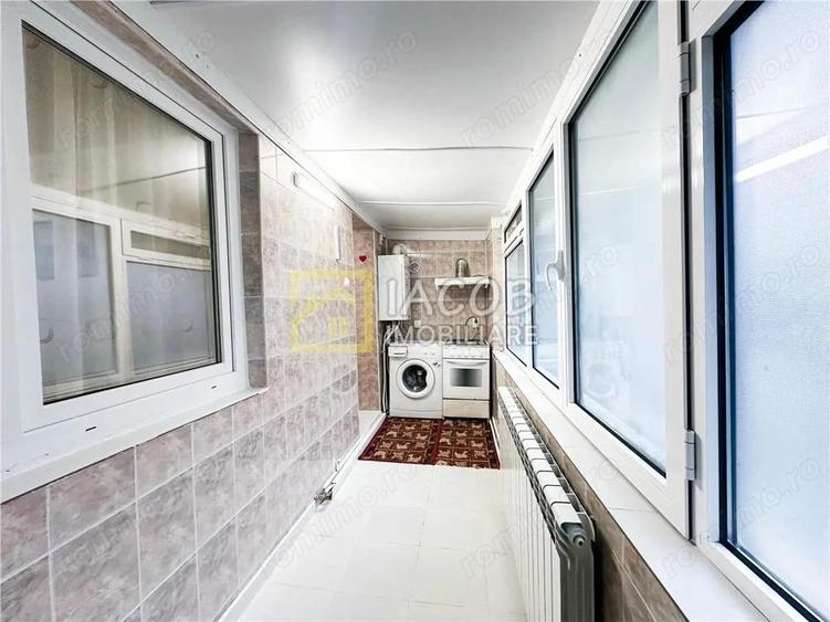 Apartament 2 camere | Semidecomandat |Parter - 3