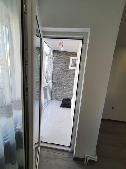 Apartament central 3 camere - 2