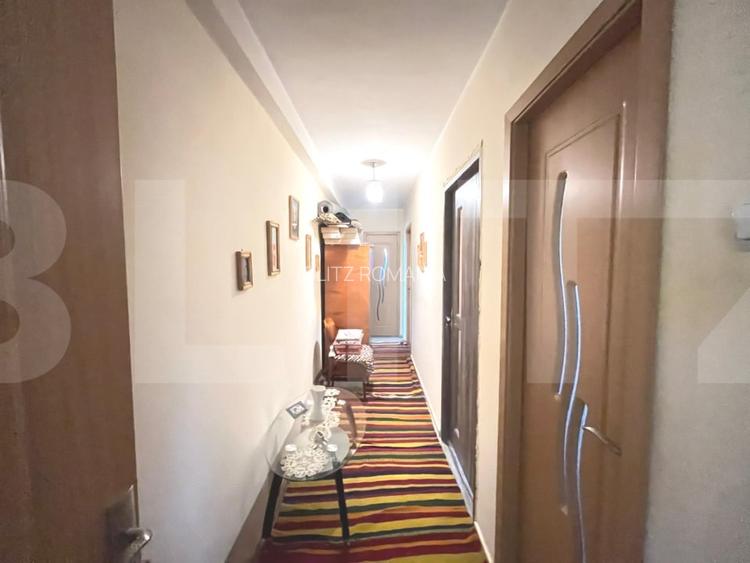 Apartament de 4 camere,zona Complex Bulevard