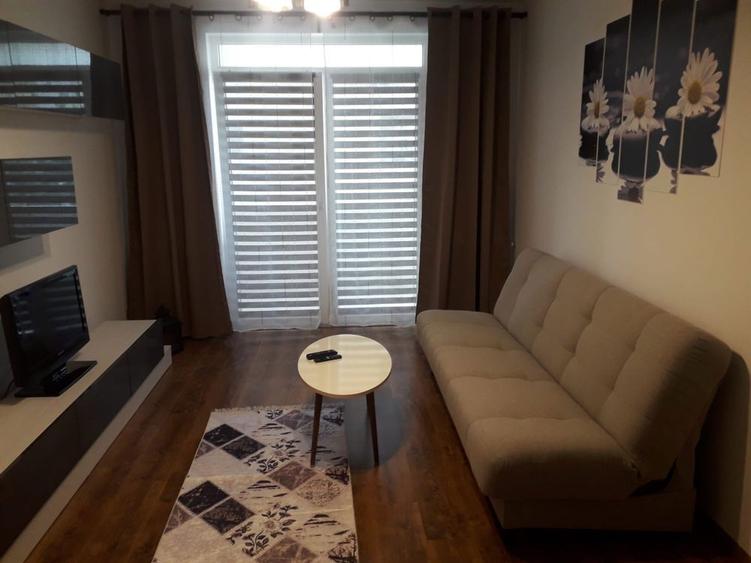 Apartament 2 camere sectorul 4 - 8