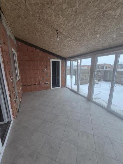 Duplex pe parter - 3 dormitoare - zona foarte buna - posibilitate alegere finisa - 5