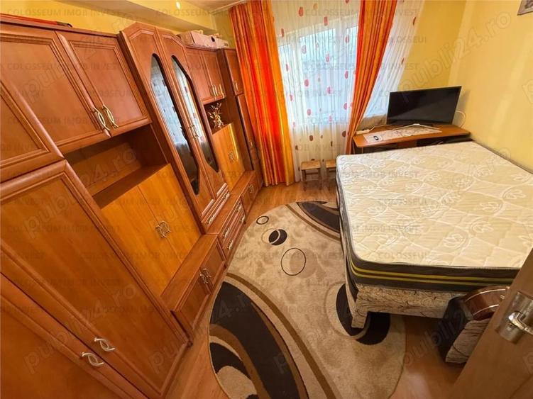 Centru Civic Patria garsoniera (camera cu baie si bucatarie) mobilata - 1