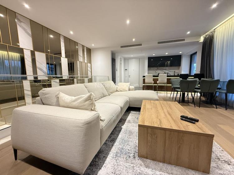 De închiriat apartament cu 4 camere zona Primăverii