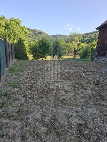 Casă tradițională de vânzare în Fântânele- vedere superba spre munti - 15