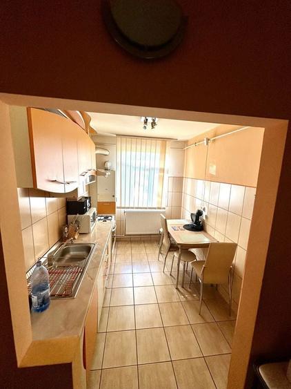 Inchiriez apartamet - 1