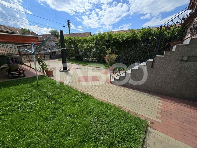 Casa individuala de vanzare teren 457 mp garaj Trei Stejari Sibiu - 2
