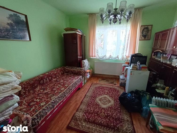 Casa cu 3 camere si garaj / str. PACII - 11