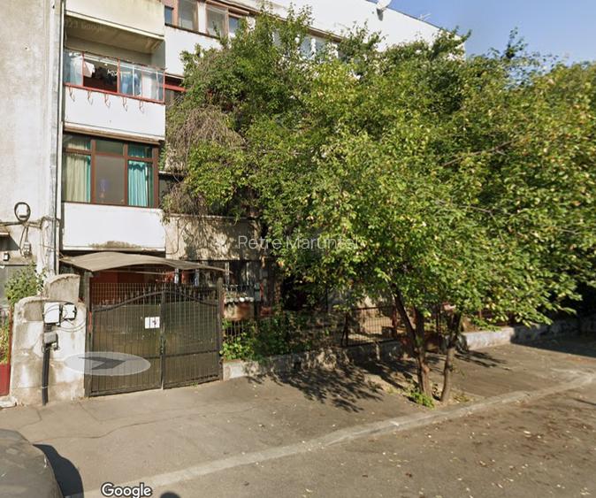 Vand garaj Cotroceni Vand garaj Cotroceni