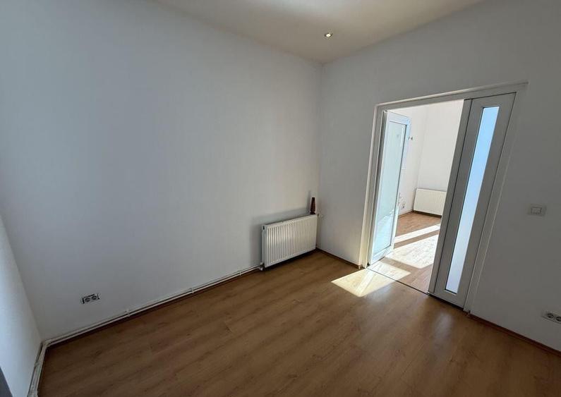 Apartament 6 camere zona Central - 14