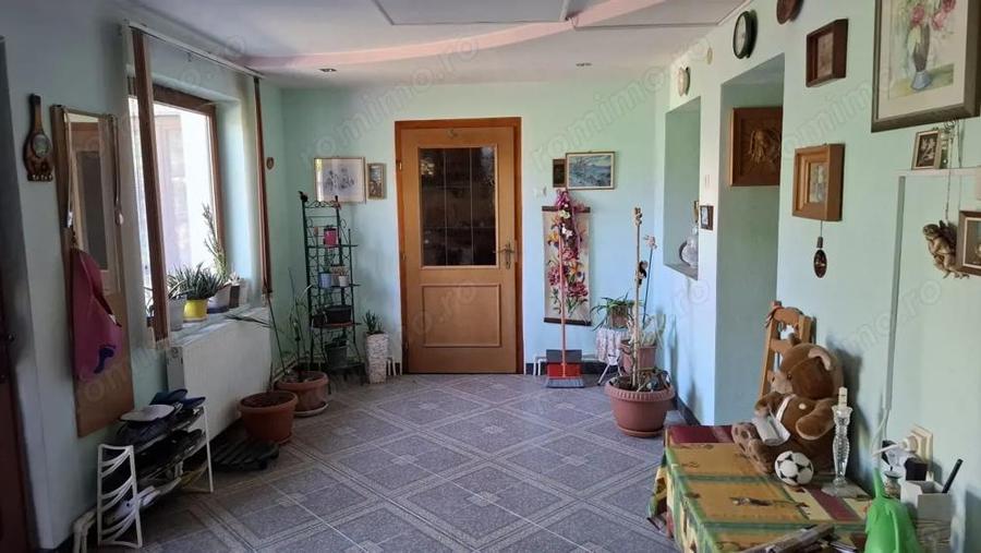 Casa 4 camere renovata in Nadlac - 1