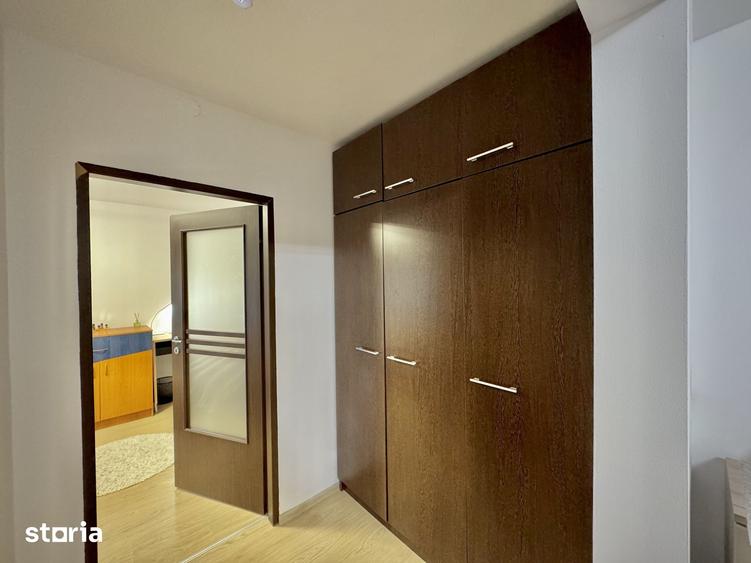 Apartament cu 2 camere semidecomandat în Cornișa