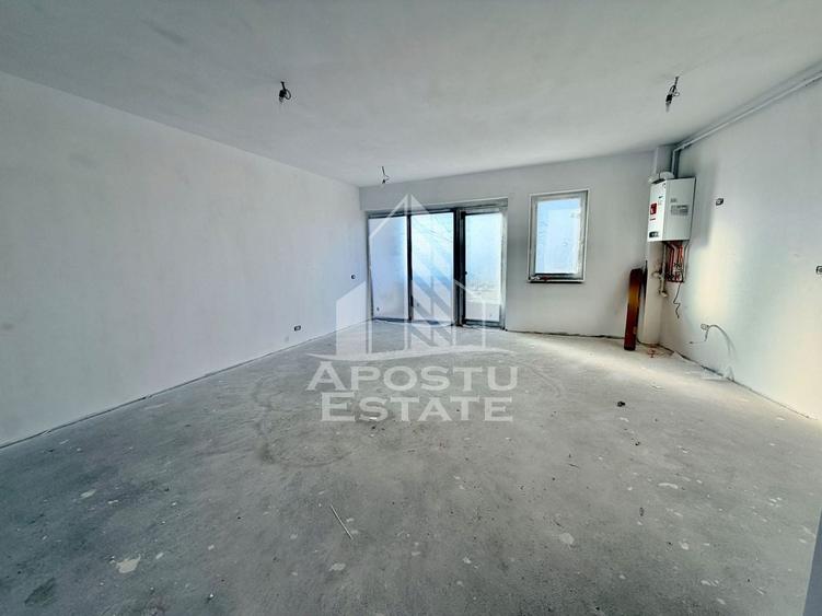 Apartament cu 3 camere decomandat în Giroc