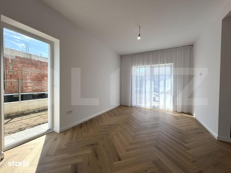 Casă cu 4 camere decomandat în Bosia
