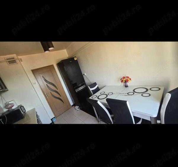 Apartament cu 3 camere decomandat în Plantelor