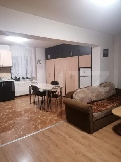 Apartament spatios de vanzare, 5 camere, 93 mp, zona Hotel Diana - 13