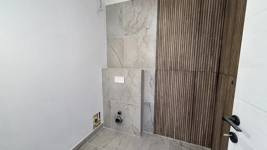 Apartament cu 4 camere decomandat în Zamora