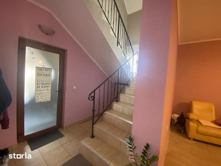 Casă cu 4 camere cu Teren 501 Mp în Sântandrei