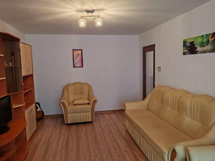 Apartament cu 2 camere decomandat, mobilat în Gării