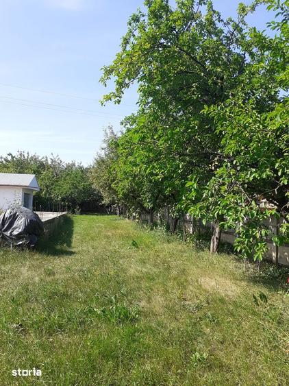 Teren de 1150 mp, în Podu Roș