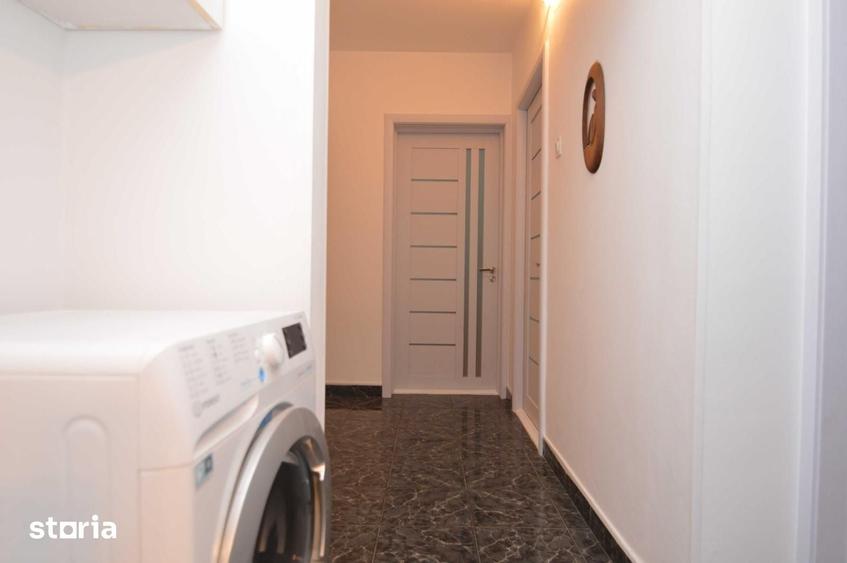 Apartament cu 3 camere decomandat în Tineretului