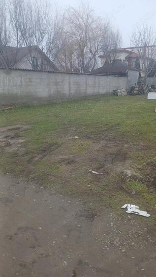 Teren de 1000 mp, în Vânători