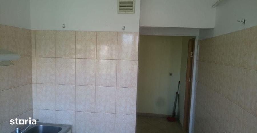 - Apartament 2 camere confort 1 zona Garii, etaj 4 cu pod. - 1