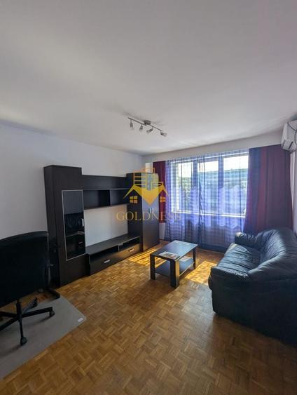 Apartament cu 2 camere decomandat, mobilat în Ultracentral