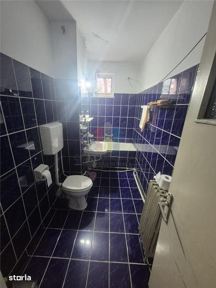 Apartament cu 4 camere semidecomandat în Hipodrom