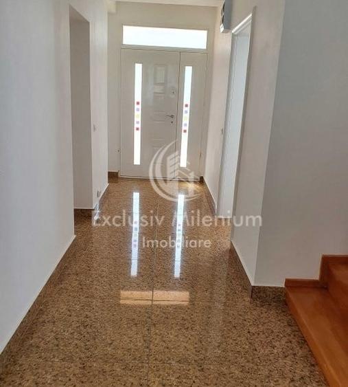 Casă individuală cu 5 camere cu Canalizare în Băneasa