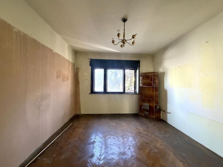 Apartament cu 4 camere circular în P-ța Alba Iulia