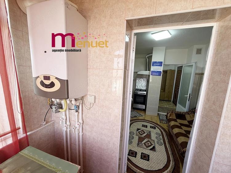 Apartament cu 2 camere decomandat în E3