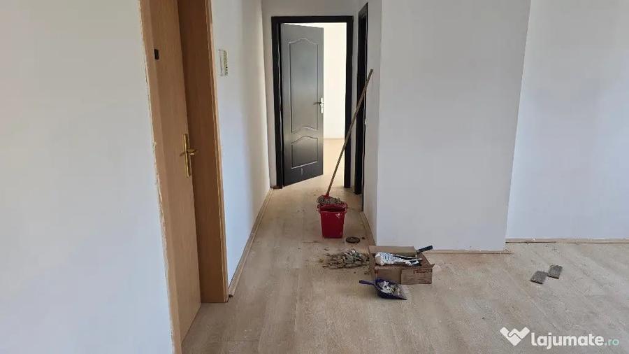 Vand apartament cu 2 camere decomandat Deva, zona Eminescu (Politie) - 15