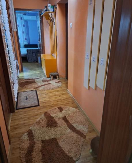 Apartament cu 2 camere, decomandat,  ultracentral - 1