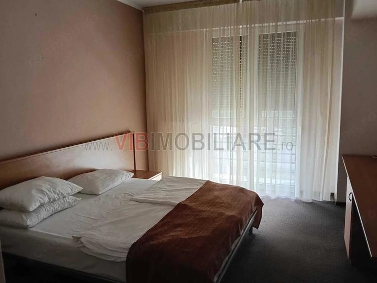 Spațiu comercial, de 1,600 mp, în Girocului