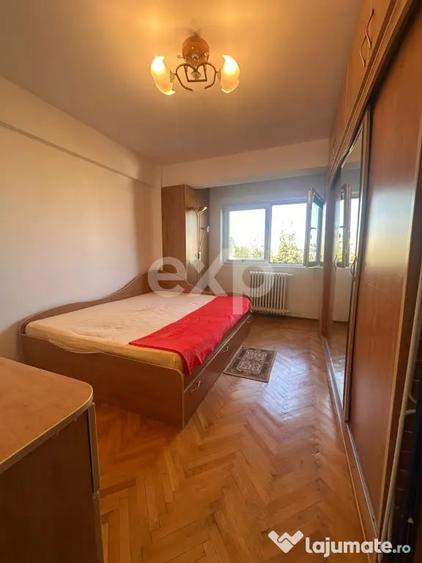 Apartament cu 3 camere semidecomandat în Kogălniceanu