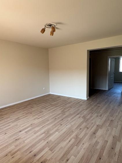 Apartament 3 camere etaj 3 - 7