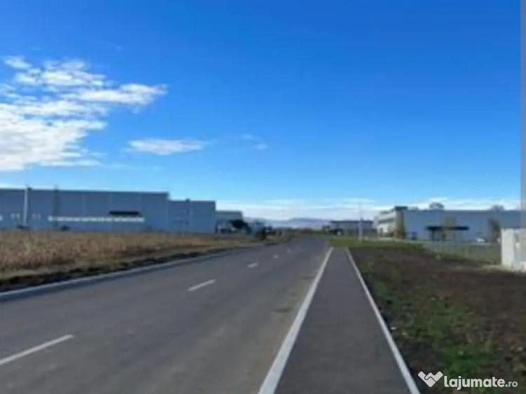 Teren betonat si imprejmuit 1000 mp - 20000 mp Calea Surii M - 1