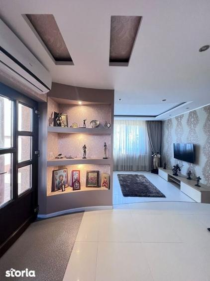 Vila Superba pentru 2 familii /9 Camere /Curte 721 - 4