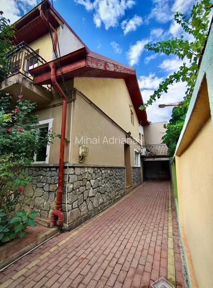 Vila exclusivista in Parcul Tineretului ?i vis a vis de Parcul Carol o raritate imobiliara Vila exclusivista in Parcul Tineretului ?i vis a vis de Parcul Carol o raritate imobiliara