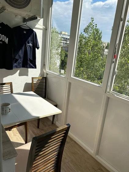 De vanzare apartament 3 camere Drumul Taberei - 6