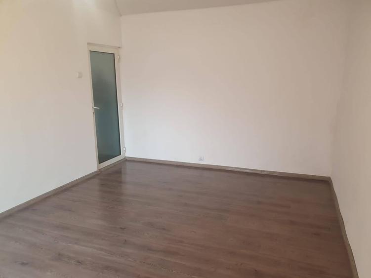 Vindem apartament in Navodari - 5